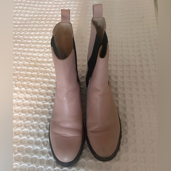 J. Crew Leather Tan Pink Women's Lug Sole Chelsea Boots - Picture 1 of 9
